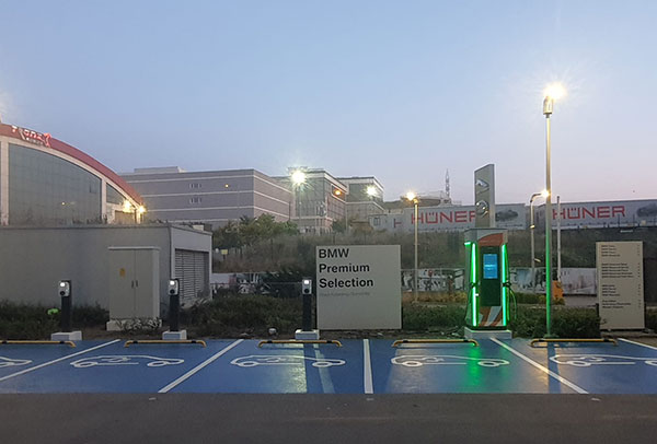 Borusan Oto Samandıra Ladestation für Elektrofahrzeuge
